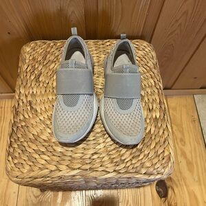 Sorel Gray Athletic Slip-On Shoes